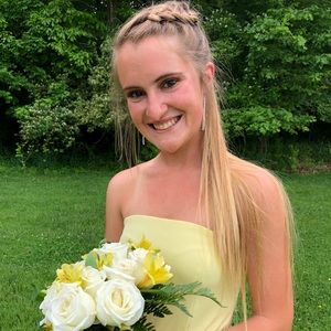 Meet your Posher, Caroline